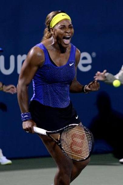 In difficolt dopo il primo set, Serena ha saputo reagire contro un’avversaria temibile come la Ivanovic, la quale ha sofferto alcuni guai fisici nel corso della partita. Afp